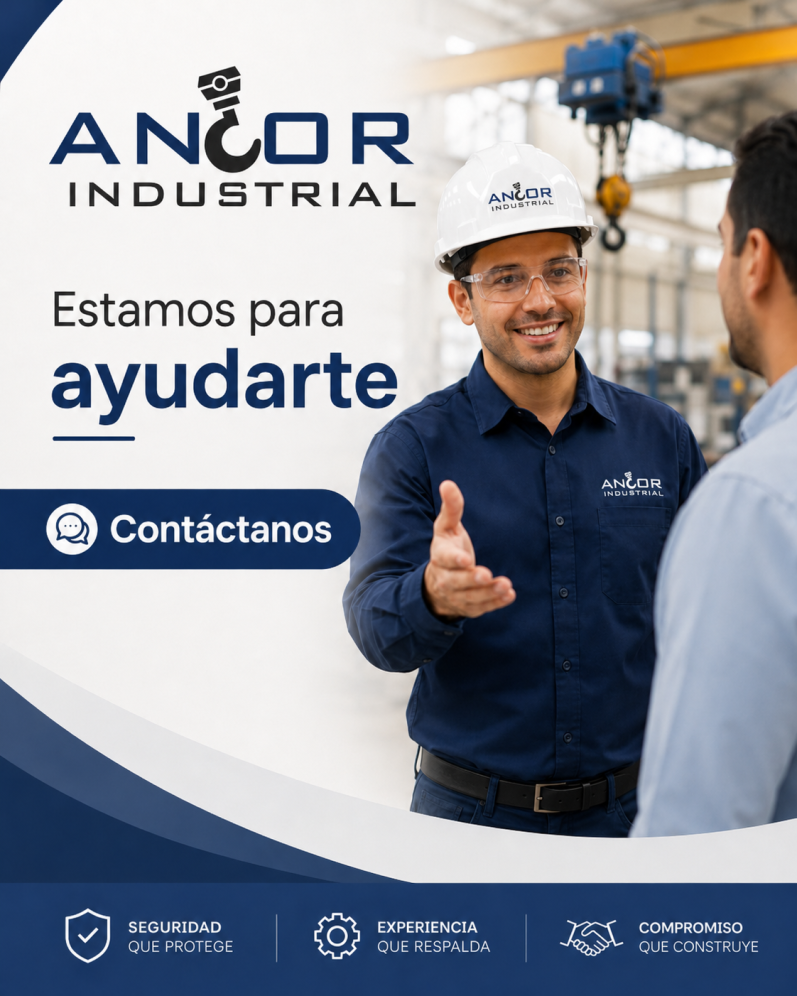 Hombre con casco de seguridad ofrece ayuda en un entorno industrial.